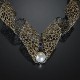 “Captured Pearl” Neckpiece detail